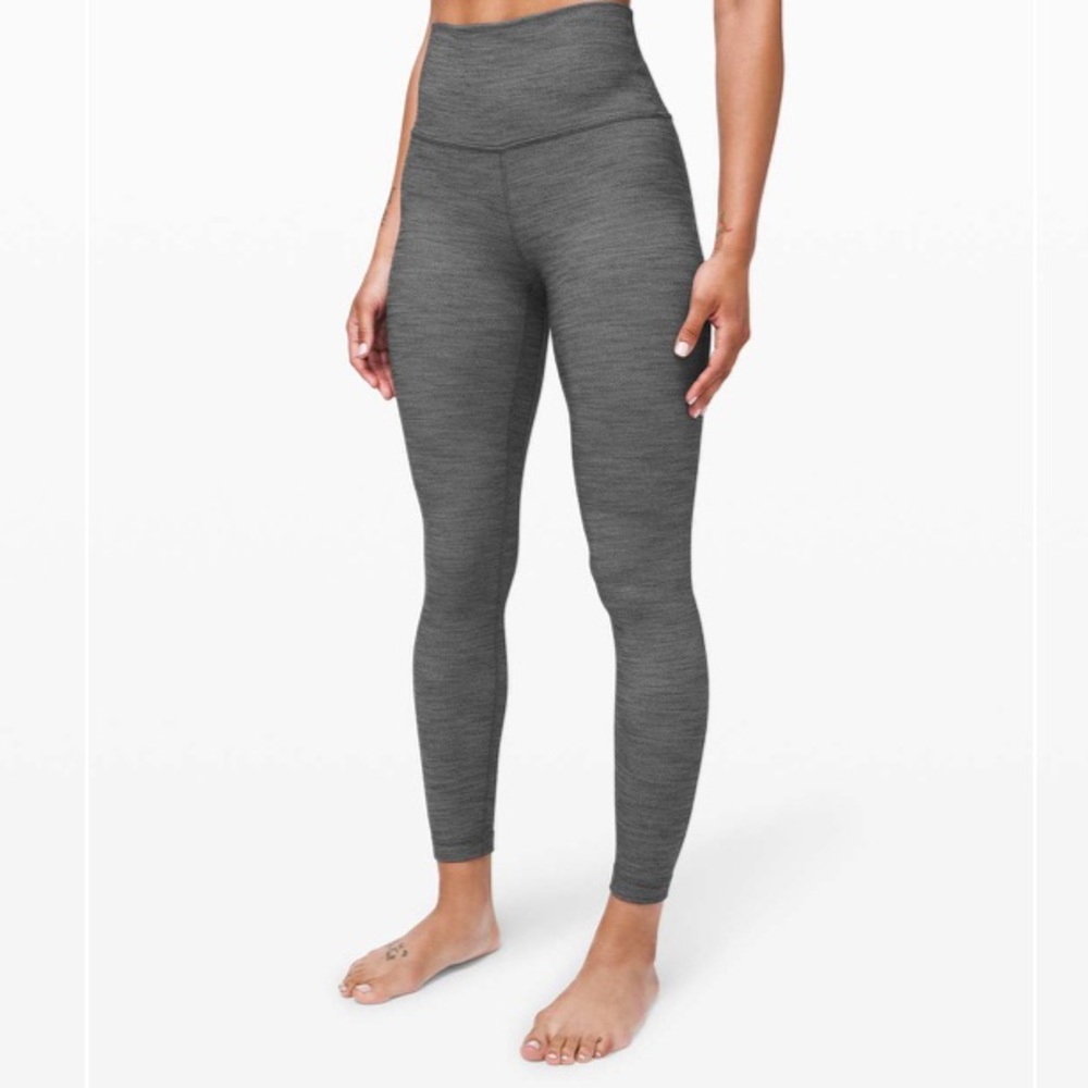 Lululemon Align Pant II 25"
Mini Heathered Herringbone Heathered Black Size 8